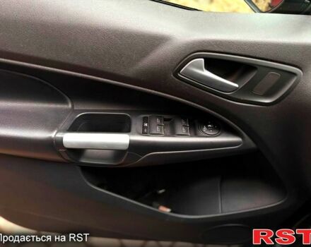 Форд Коннект, об'ємом двигуна 16 л та пробігом 200 тис. км за 11800 $, фото 8 на Automoto.ua