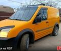 Желтый Форд Коннект, объемом двигателя 1.8 л и пробегом 242 тыс. км за 3800 $, фото 2 на Automoto.ua