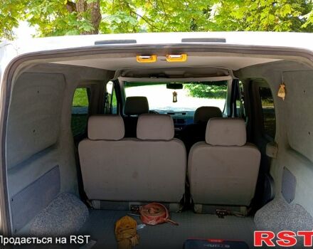 Форд Коннект 2008 в Кролевце на Automoto.ua Серый Форд Коннект, объемом двигателя 1.8 л и пробегом 265 тыс. км за 5650 $, фото 3 на Automoto.ua