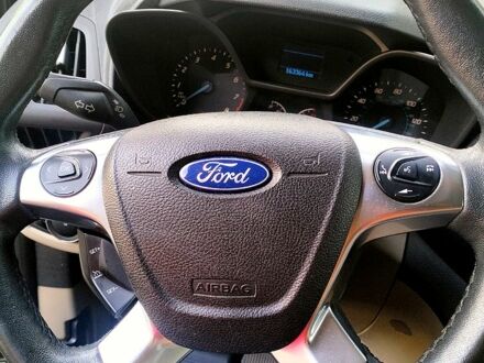 Серый Форд Коннект, объемом двигателя 2.5 л и пробегом 16400 тыс. км за 11799 $, фото 1 на Automoto.ua