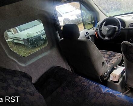 Синий Форд Коннект, объемом двигателя 1.8 л и пробегом 0 тыс. км за 3750 $, фото 4 на Automoto.ua