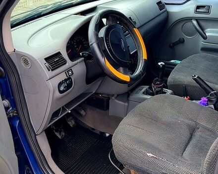 Синий Форд Коннект, объемом двигателя 1.8 л и пробегом 485 тыс. км за 3950 $, фото 8 на Automoto.ua