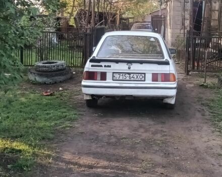 Белый Форд Контур, объемом двигателя 0 л и пробегом 300 тыс. км за 726 $, фото 1 на Automoto.ua