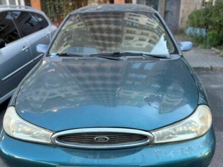 Зелений Форд Контур, об'ємом двигуна 2 л та пробігом 200 тис. км за 2400 $, фото 1 на Automoto.ua