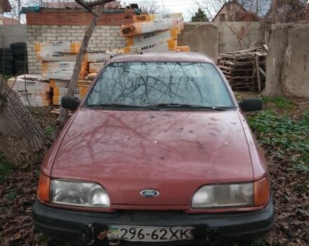 Красный Форд Кугар, объемом двигателя 1.6 л и пробегом 500 тыс. км за 392 $, фото 1 на Automoto.ua