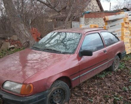 Красный Форд Кугар, объемом двигателя 1.6 л и пробегом 500 тыс. км за 392 $, фото 2 на Automoto.ua