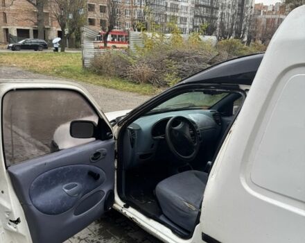 Білий Форд Кур'єр, об'ємом двигуна 1.8 л та пробігом 193 тис. км за 643 $, фото 6 на Automoto.ua