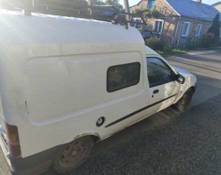 Форд Курьер 1998 в Луцке на Automoto.ua Белый Форд Курьер, объемом двигателя 1.8 л и пробегом 400 тыс. км за 1000 $, фото 3 на Automoto.ua