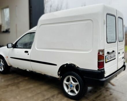 Белый Форд Курьер, объемом двигателя 0 л и пробегом 340 тыс. км за 850 $, фото 3 на Automoto.ua