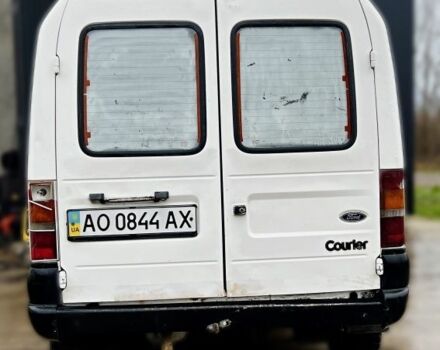 Белый Форд Курьер, объемом двигателя 0 л и пробегом 340 тыс. км за 850 $, фото 4 на Automoto.ua