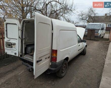 Білий Форд Кур'єр, об'ємом двигуна 1.3 л та пробігом 200 тис. км за 1200 $, фото 4 на Automoto.ua