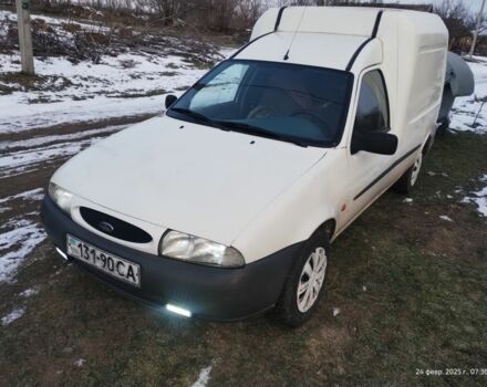 Белый Форд Курьер, объемом двигателя 1.3 л и пробегом 115 тыс. км за 1388 $, фото 6 на Automoto.ua