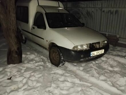 Белый Форд Курьер, объемом двигателя 0 л и пробегом 267 тыс. км за 1000 $, фото 1 на Automoto.ua