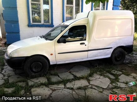 Форд Курьер 1998 в Знаменке на Automoto.ua Белый Форд Курьер, объемом двигателя 1.3 л и пробегом 346 тыс. км за 835 $, фото 1 на Automoto.ua