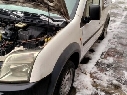 Белый Форд Курьер, объемом двигателя 0 л и пробегом 300 тыс. км за 500 $, фото 1 на Automoto.ua