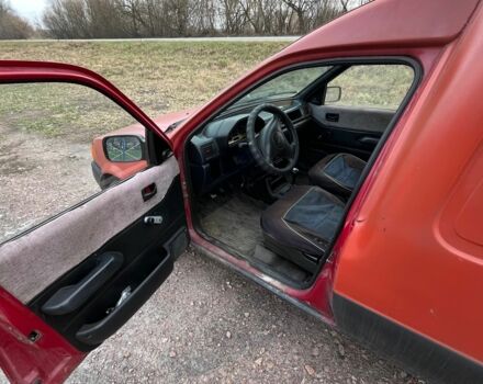 Червоний Форд Кур'єр, об'ємом двигуна 1.8 л та пробігом 250 тис. км за 1100 $, фото 9 на Automoto.ua