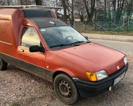 Червоний Форд Кур'єр, об'ємом двигуна 1.8 л та пробігом 250 тис. км за 1100 $, фото 4 на Automoto.ua