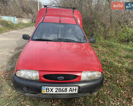 Красный Форд Курьер, объемом двигателя 1.3 л и пробегом 250 тыс. км за 1200 $, фото 1 на Automoto.ua