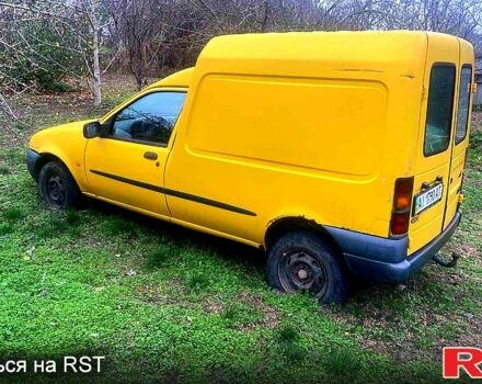 Форд Курьер, объемом двигателя 1.8 л и пробегом 300 тыс. км за 1200 $, фото 3 на Automoto.ua