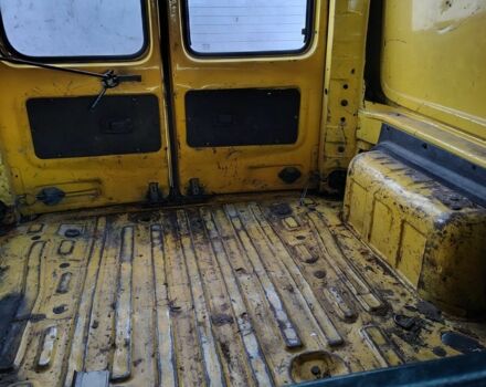 Жовтий Форд Кур'єр, об'ємом двигуна 0 л та пробігом 300 тис. км за 521 $, фото 6 на Automoto.ua