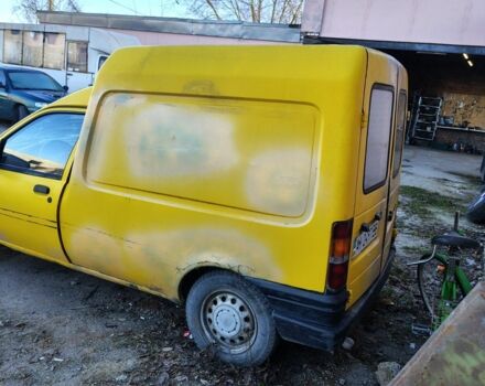 Жовтий Форд Кур'єр, об'ємом двигуна 0 л та пробігом 300 тис. км за 521 $, фото 1 на Automoto.ua