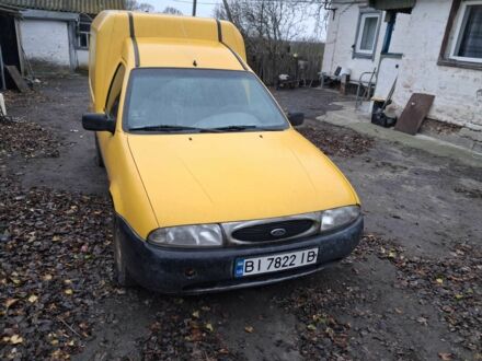 Желтый Форд Курьер, объемом двигателя 1.8 л и пробегом 139 тыс. км за 600 $, фото 1 на Automoto.ua