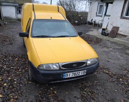 Желтый Форд Курьер, объемом двигателя 1.8 л и пробегом 139 тыс. км за 600 $, фото 1 на Automoto.ua