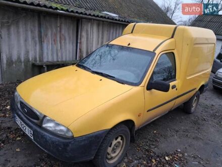 Желтый Форд Курьер, объемом двигателя 1.8 л и пробегом 139 тыс. км за 600 $, фото 1 на Automoto.ua