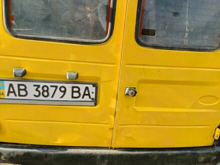 Форд Курьер 1998 в Умани на Automoto.ua Желтый Форд Курьер, объемом двигателя 1 л и пробегом 200 тыс. км за 700 $, фото 1 на Automoto.ua