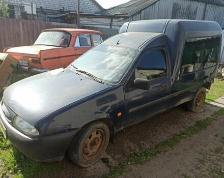 Синий Форд Курьер, объемом двигателя 1.8 л и пробегом 500 тыс. км за 800 $, фото 1 на Automoto.ua