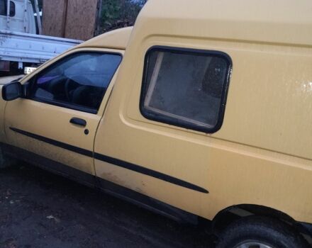 Оранжевый Форд Курьер, объемом двигателя 2 л и пробегом 300 тыс. км за 1538 $, фото 1 на Automoto.ua