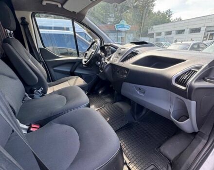 Белый Форд Краун Виктория, объемом двигателя 2.2 л и пробегом 555 тыс. км за 8750 $, фото 6 на Automoto.ua