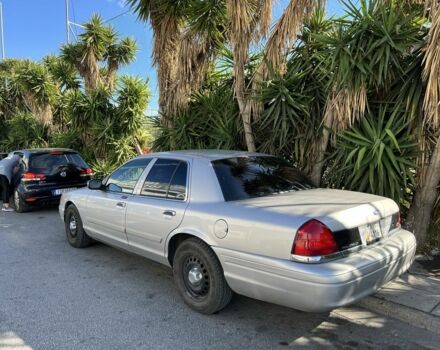 Серый Форд Краун Виктория, объемом двигателя 4.6 л и пробегом 220 тыс. км за 9300 $, фото 8 на Automoto.ua