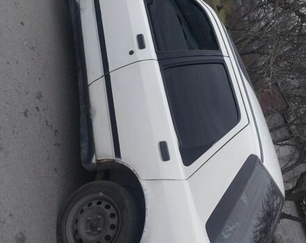 Белый Форд Другая, объемом двигателя 2 л и пробегом 120 тыс. км за 1021 $, фото 4 на Automoto.ua