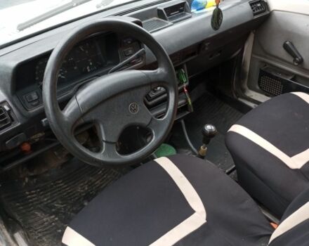 Білий Форд Інша, об'ємом двигуна 1 л та пробігом 275 тис. км за 949 $, фото 4 на Automoto.ua