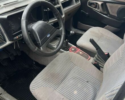 Белый Форд Другая, объемом двигателя 1.8 л и пробегом 250 тыс. км за 550 $, фото 11 на Automoto.ua