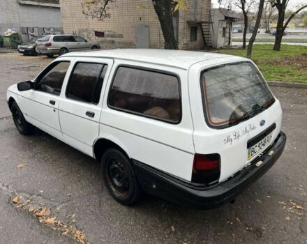 Белый Форд Другая, объемом двигателя 1.8 л и пробегом 250 тыс. км за 550 $, фото 19 на Automoto.ua