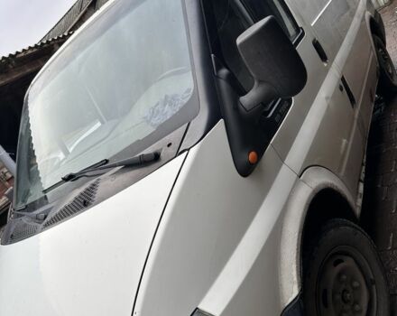 Білий Форд Інша, об'ємом двигуна 2 л та пробігом 400 тис. км за 1800 $, фото 1 на Automoto.ua