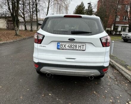 Белый Форд Другая, объемом двигателя 1.5 л и пробегом 101 тыс. км за 19500 $, фото 3 на Automoto.ua