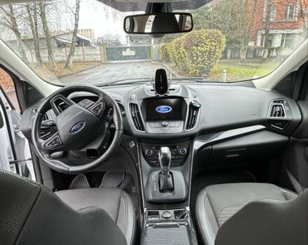 Белый Форд Другая, объемом двигателя 1.5 л и пробегом 101 тыс. км за 19500 $, фото 15 на Automoto.ua