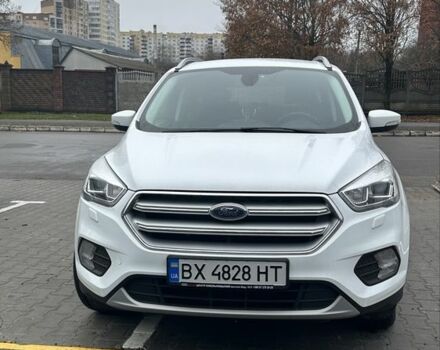 Белый Форд Другая, объемом двигателя 1.5 л и пробегом 101 тыс. км за 19500 $, фото 11 на Automoto.ua