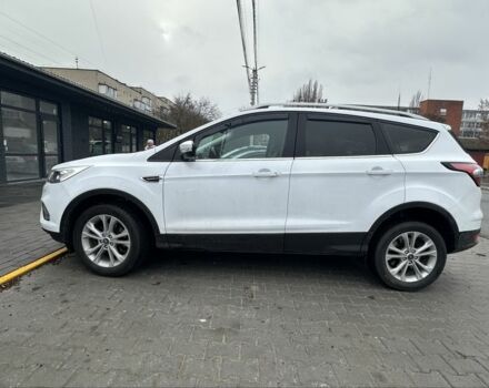 Белый Форд Другая, объемом двигателя 1.5 л и пробегом 101 тыс. км за 19500 $, фото 10 на Automoto.ua