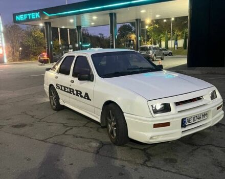 Білий Форд Інша, об'ємом двигуна 2 л та пробігом 250 тис. км за 1500 $, фото 2 на Automoto.ua