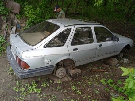Форд Другая 1985 в Сумах на Automoto.ua Белый Форд Другая, объемом двигателя 0 л и пробегом 172 тыс. км за 484 $, фото 1 на Automoto.ua