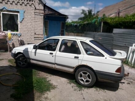 Форд Другая 1986 в Запорожье на Automoto.ua Белый Форд Другая, объемом двигателя 2.3 л и пробегом 220 тыс. км за 400 $, фото 1 на Automoto.ua