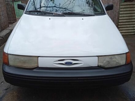 Білий Форд Інша, об'ємом двигуна 1.9 л та пробігом 270 тис. км за 800 $, фото 1 на Automoto.ua