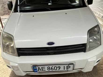 Форд Другая 2003 в Никополе на Automoto.ua Белый Форд Другая, объемом двигателя 1.8 л и пробегом 250 тыс. км за 3500 $, фото 1 на Automoto.ua