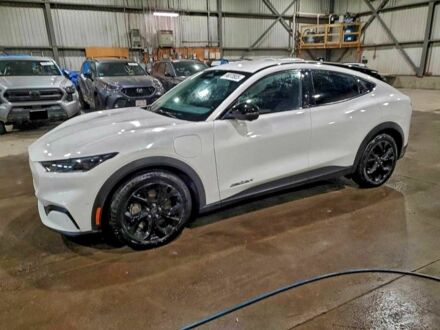 Білий Форд Інша, об'ємом двигуна 0 л та пробігом 26 тис. км за 6900 $, фото 1 на Automoto.ua