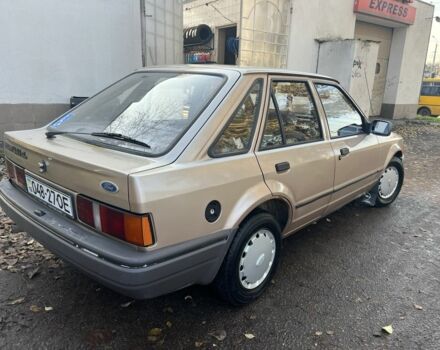 Бежевый Форд Другая, объемом двигателя 1.4 л и пробегом 150 тыс. км за 880 $, фото 9 на Automoto.ua