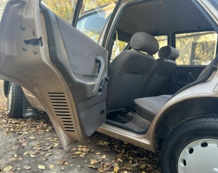 Бежевый Форд Другая, объемом двигателя 1.4 л и пробегом 150 тыс. км за 880 $, фото 15 на Automoto.ua